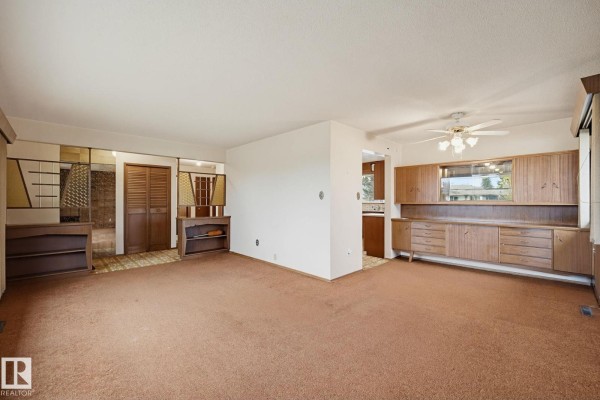 Bedroom 2 - 7319 150 Av Nw, Edmonton, AB T5C2X9 Photo 5