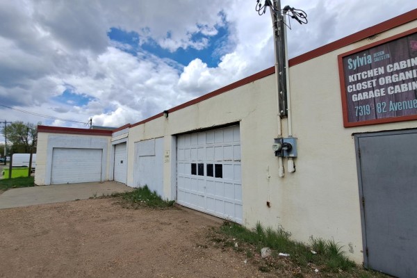 7319 82 Ave Nw Edmonton, Edmonton, AB T6B0G2 Photo 2