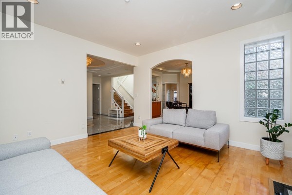 732 W 26th Avenue, Vancouver, BC V5Z2E8 Photo 5