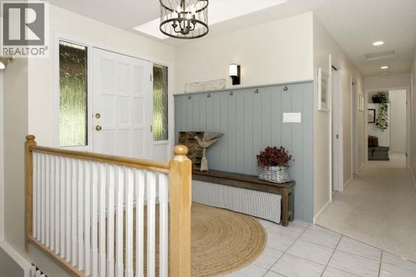 7321 Redrooffs Road, Sechelt, BC, photo 3