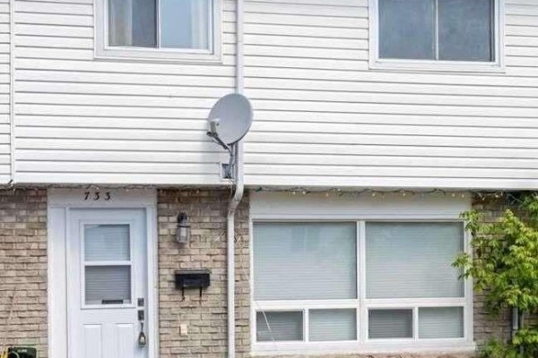 Laundry room - 733 Parkview Crescent, Cambridge, ON N3H5A1 Photo 3