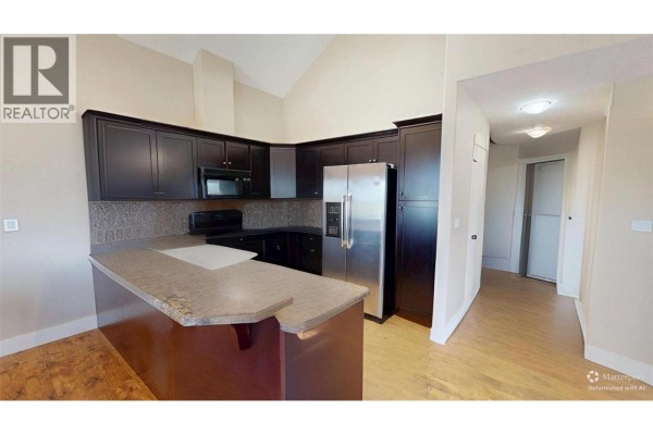 Bedroom - 7337 Prospector Avenue Unit# 205, Radium Hot Springs, BC V0A1M0 Photo 5