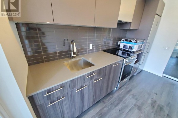 734 - 251 Jarvis Street, Toronto, ON M5B0C3 Photo 5