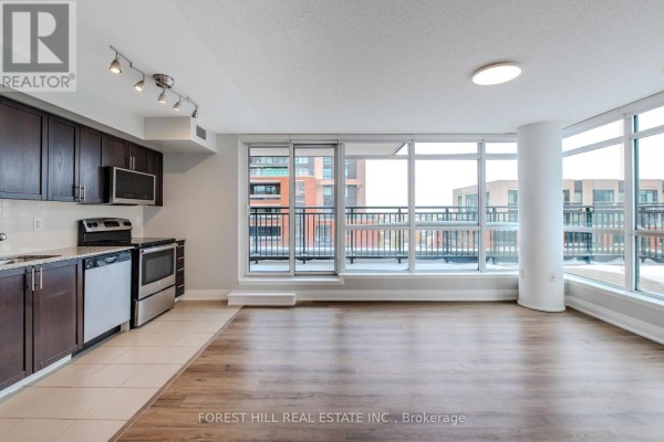 Living room - 734 - 830 Lawrence Avenue W, Toronto, ON M6A0A2 Photo 3