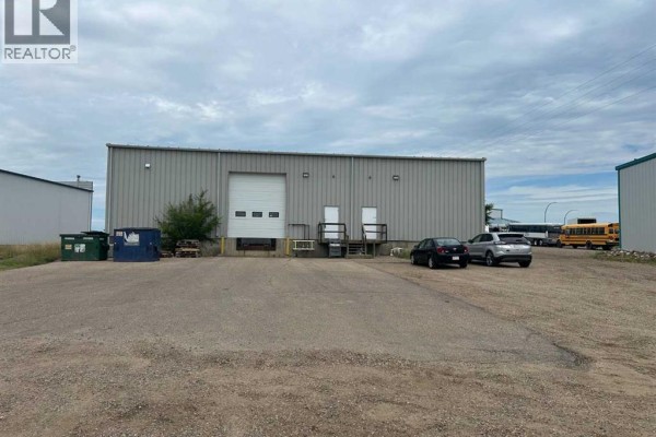 734 23 Street Sw, Medicine Hat, AB T1A8R6 Photo 2