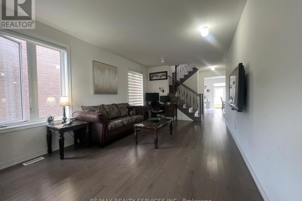 Family room - 734 Anishinaabe Drive, Shelburne, ON L9V3Y6 Photo 5