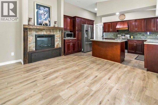 734 Carleton Drive, Port Moody, BC, photo 3