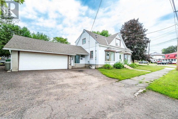 Other - 734 Front Street, Pembroke, ON K8A6J6 Photo 2