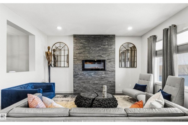 Family room - 7343 Armour Cr Sw, Edmonton, AB T6W2S2 Photo 4