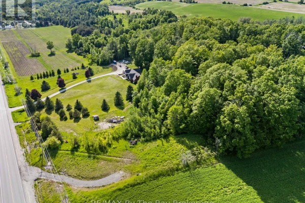 7346 County Rd 9 Road, Clearview, ON, photo 2