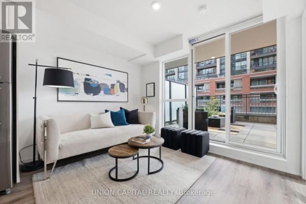 Kitchen - 735 - 3091 Dufferin Street, Toronto, ON M6A0C4 Photo 2