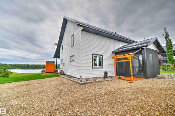 735 56512 Rr 111, Rural St  Paul County, AB, photo 2