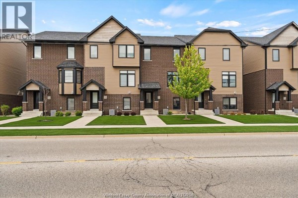 735 Brownstone Road, Lakeshore, ON, photo 2