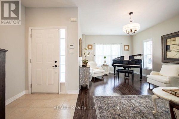 735 Celebration Drive, Fort Erie, ON L2A6V8 Photo 5