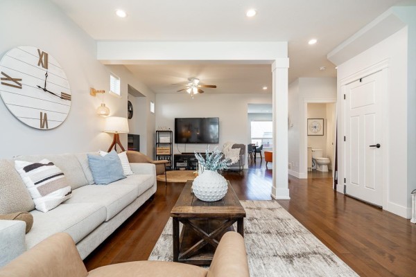 7350 194 Street, Surrey, BC V4N6K1 Photo 5