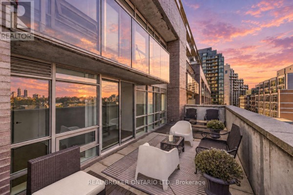 736 - 68 Abell Street, Toronto
