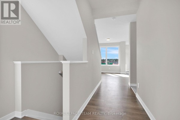 736 Haflinger Row, Ottawa, ON K0A2Z0 Photo 4