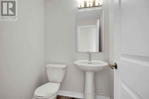 736 Haflinger Row, Ottawa, ON K0A2Z0 Photo 5