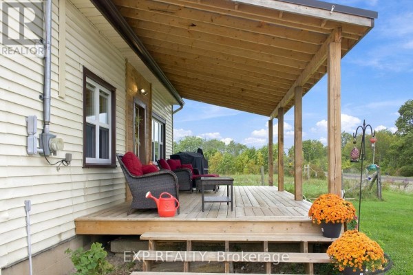 Pantry - 736 Port Maitland Road, Haldimand, ON N1A2W6 Photo 4