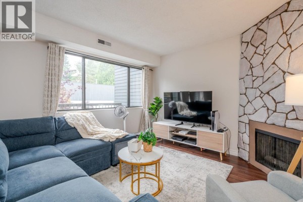 7363 Capistrano Drive, Burnaby, BC V5A1P7 Photo 5