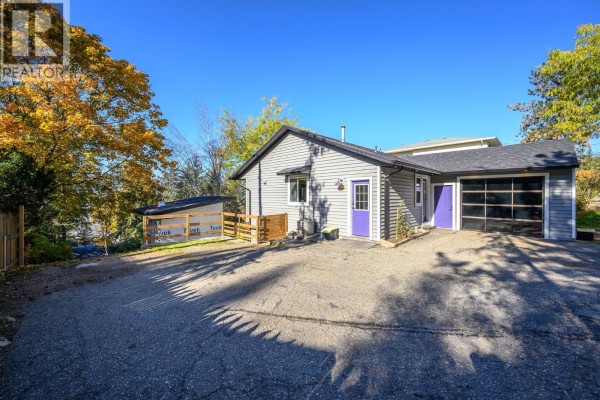 Recreation room - 7364 L & A Road, Vernon, BC V1B3S6 Photo 2