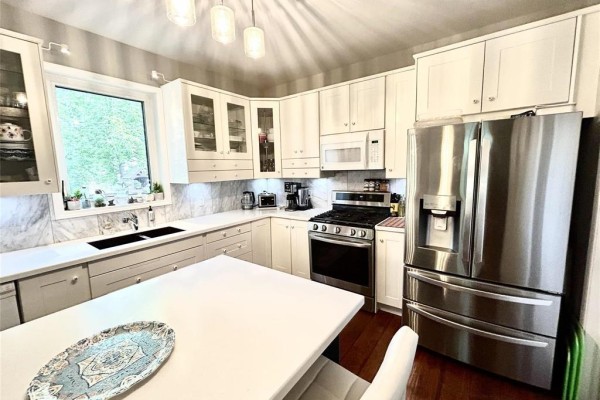 2pc Bathroom - 737 Clandeboye Avenue, Selkirk, MB R1A0Y3 Photo 5