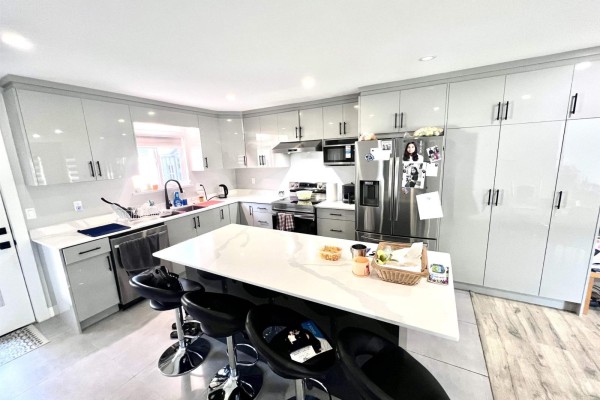 7376 123 Street, Surrey, BC V3W5S3 Photo 3