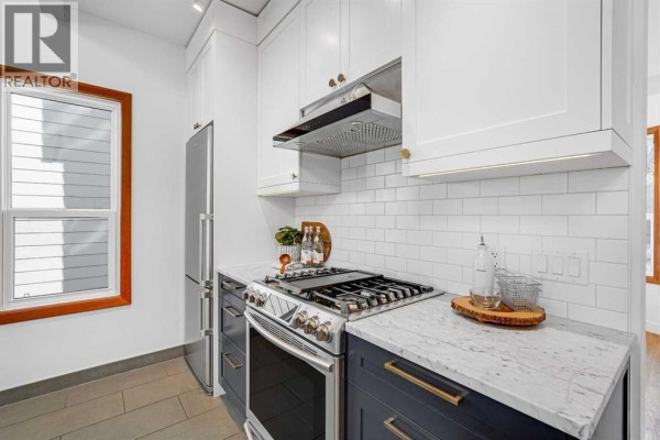 Kitchen - 738 24 Avenue Se, Calgary, AB T2G1P3 Photo 5