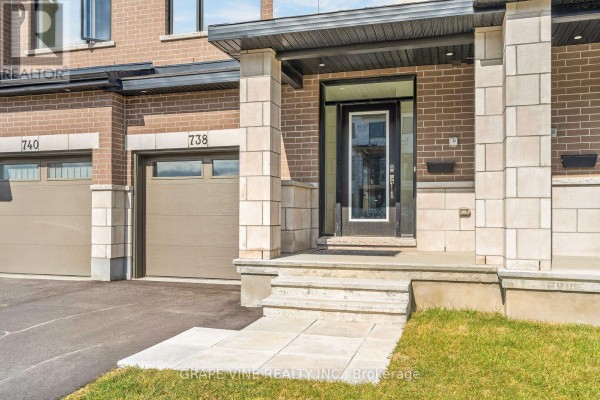 Kitchen - 738 Caminar Terrace, Ottawa, ON K2M0N7 Photo 3