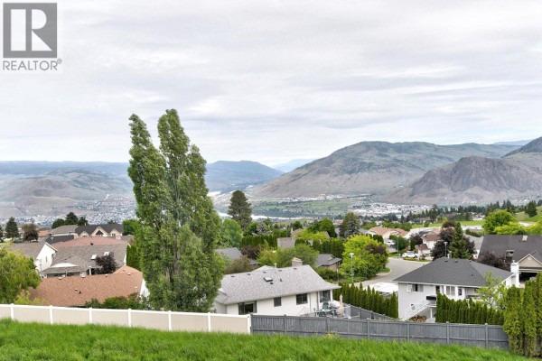 738 Dunrobin Drive Unit# 6, Kamloops, BC, photo 3