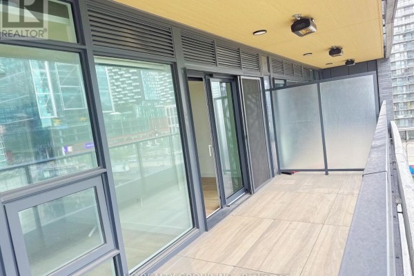 739 - 1 Concord Cityplace Way, Toronto, ON M5V0X3 Photo 5