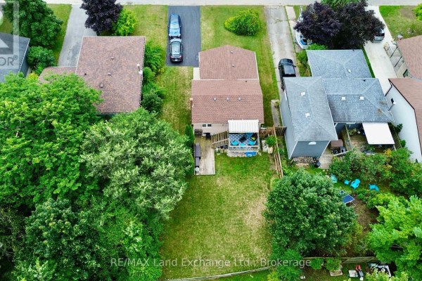 739 Palmateer Drive, Kincardine, ON N2Z1R8 Photo 2