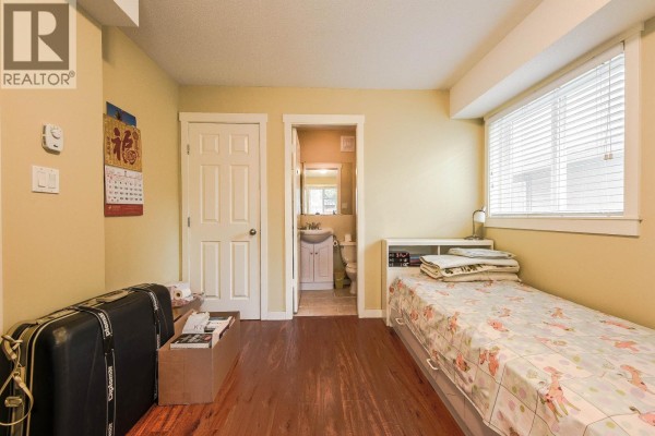 7393 Turnill Street, Richmond, BC, photo 2
