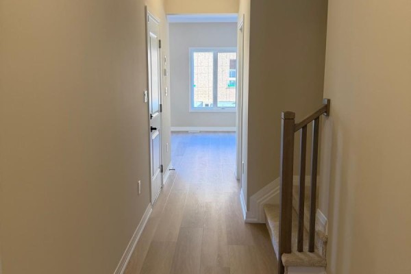 7396 Marvel Drive, Niagara Falls, ON L2H3V6 Photo 2