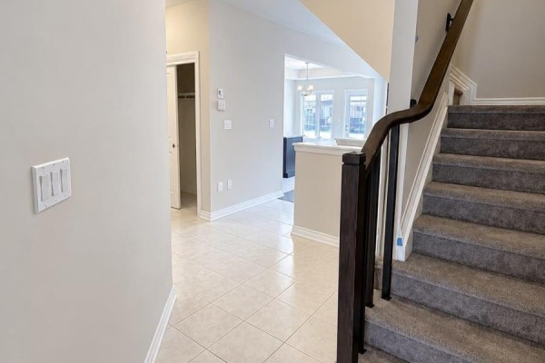 7397 Matteo Drive, Niagara Falls, ON L2H3T3 Photo 5