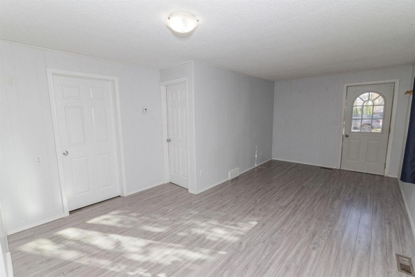 Primary Bedroom - 74 6th Street Nw, Carman, MB R0G0J0 Photo 4