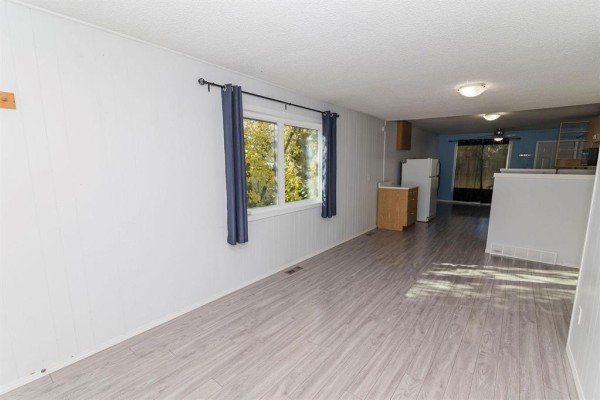 Bedroom - 74 6th Street Nw, Carman, MB R0G0J0 Photo 5