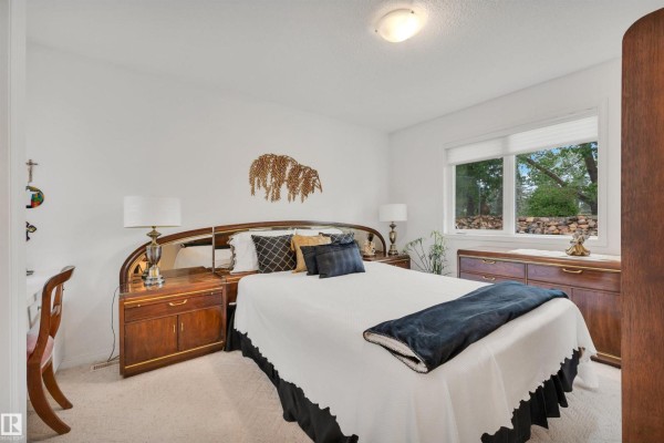 Family room - 74 Beauvista Dr, Sherwood Park, AB T8A3X1 Photo 4