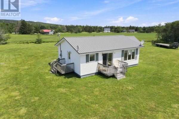Laundry room - 74 Brickhills Lane, Economy, NS B0M1B0 Photo 3