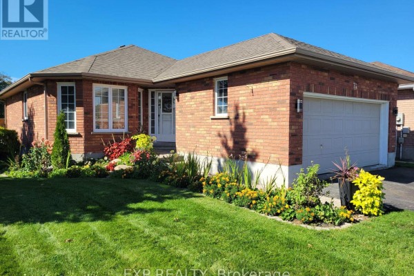 Dining room - 74 Buchanan Street, Barrie, ON L4M6B7 Photo 3