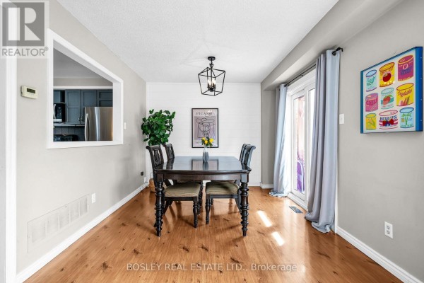 Living room - 74 Elford Drive, Clarington, ON L1C4R4 Photo 2