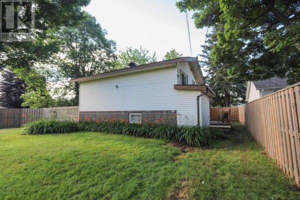 74 Grandriver Cres, Sault Ste  Marie, ON, photo 3