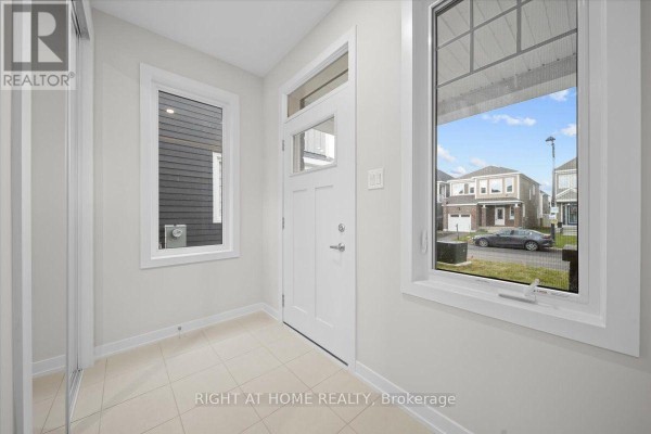 74 Hackamore Crescent, Ottawa, ON K0A2Z0 Photo 3
