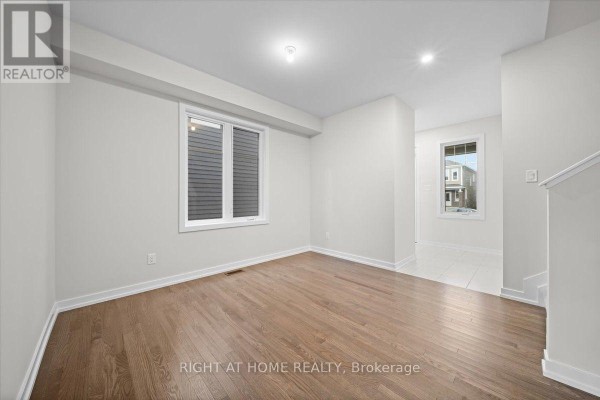 74 Hackamore Crescent, Ottawa, ON K0A2Z0 Photo 5