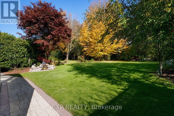 Office - 74 Henderson Drive, Whitby, ON L1N7Y8 Photo 3