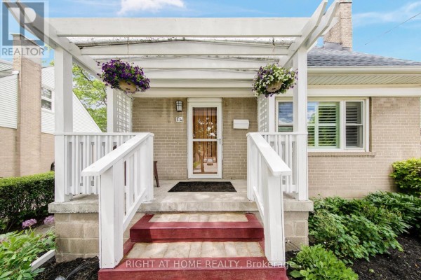 74 Mccaul Street, Brampton, ON, photo 2