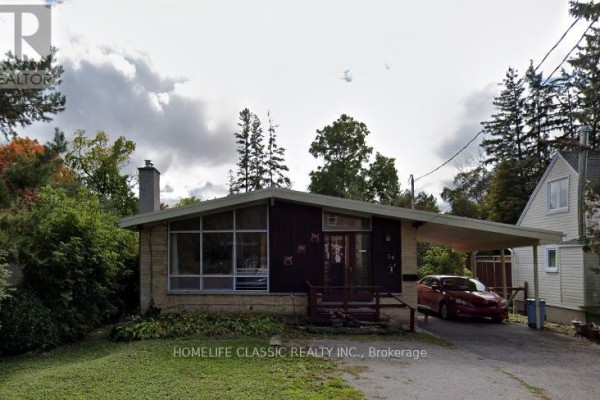 Kitchen - 74 Richmond Street, Richmond Hill, ON L4C3Y4 Photo 2
