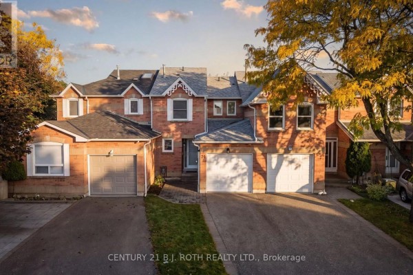 74 Ritva Court E, Richmond Hill