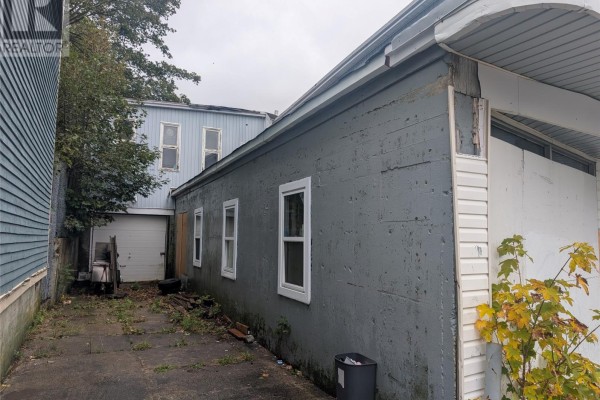 74 Springdale Street, St  John S, NL, photo 3