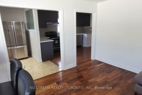 Bedroom 2 - Main - 74 Wye Valley Road, Toronto, ON M1P2A6 Photo 3